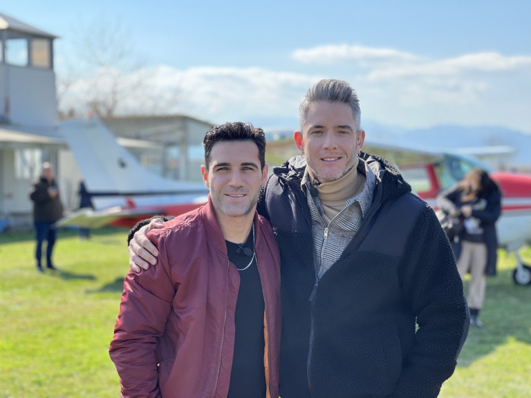 Night Out: Ο Θεοχάρης Ιωαννίδης «ανακρίνει» τον Πέτρο Ιακωβίδη