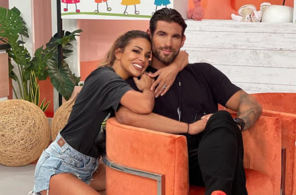 Ελένη Χατζίδου- Ετεοκλής Παύλου: Έτρεξαν εσπευσμένα στο νοσοκομείο για την κόρη τους