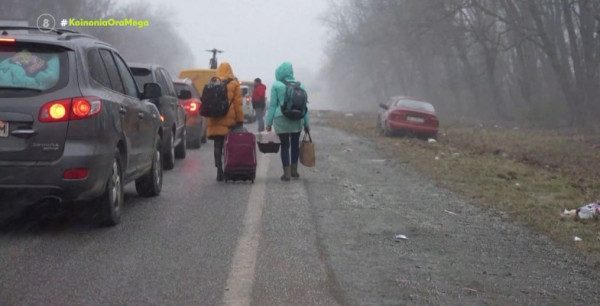 Πόλεμος στην Ουκρανία: «Φουντώνει» η έξοδος των προσφύγων στις γειτονικές χώρες