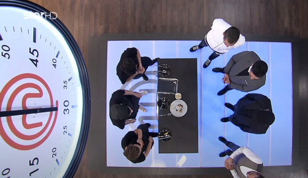 MasterChef: Η αποχώρηση που έφερε δάκρυα και αμηχανία