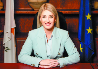 Κύπρος: «Μας απογοήτευσε η εσκεμμένη παράλειψη από τον Ζελένσκι»