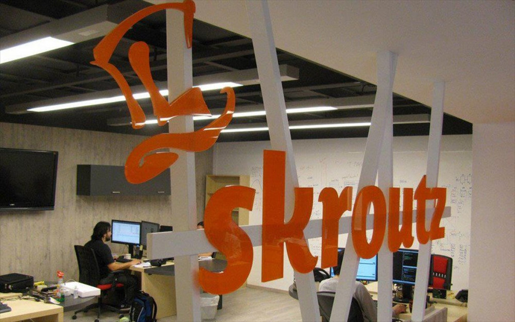 Καταγγελία – κόλαφος κατά της Skroutz για εξαπάτηση πελατών