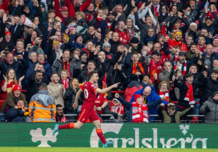 Λίβερπουλ-Γουότφορντ 2-0: Τρένο η Λίβερπουλ, σκαρφάλωσε στην κορυφή