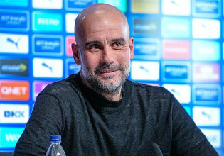 Αποθέωσε τη Λίβερπουλ ο Γκουαρντιόλα: «Χαίρεσαι να τη βλέπεις»