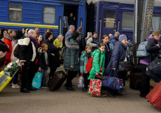 Ουκρανία: Πάνω από 4,2 εκατομμύρια οι πρόσφυγες