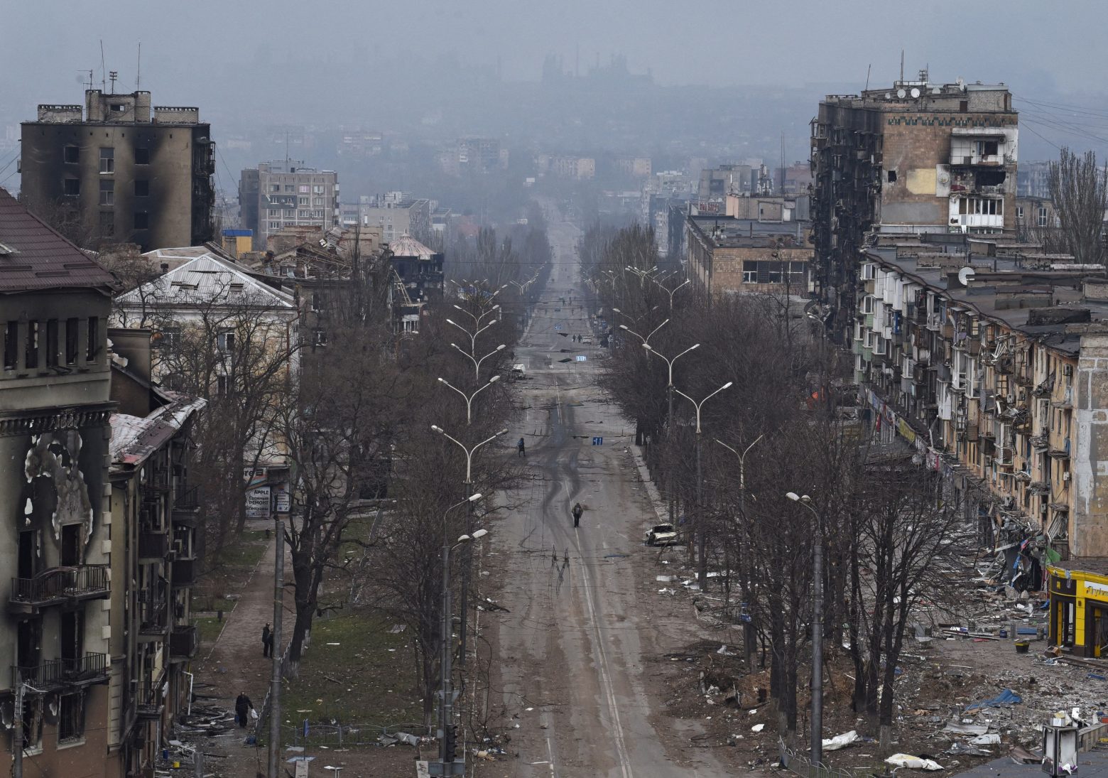 Μαριούπολη: Το 90% της πόλης έχει καταστραφεί - «Οι Ρώσοι εμποδίζουν τις προσπάθειες του Ερυθρού Σταυρού για εκκένωση»