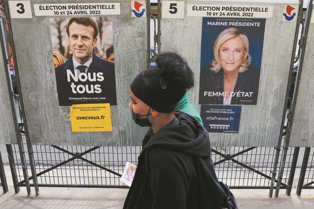 Εκλογές στη Γαλλία: Η ώρα της αλήθειας - Ο Μακρόν, η Λεπέν και τα σενάρια τρόμου