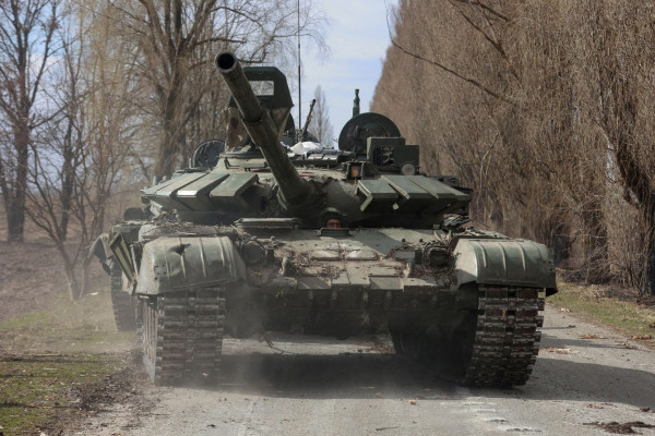Ουκρανία: Πρώην σύμβουλος της Μέρκελ προειδοποιεί – «Αν σταλούν τανκς, πάμε για Τρίτο Παγκόσμιο Πόλεμο»