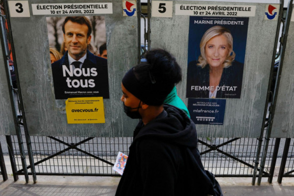 Εκλογές στη Γαλλία: Νέα δημοσκόπηση δίνει νικητή τον Μακρόν με 53%
