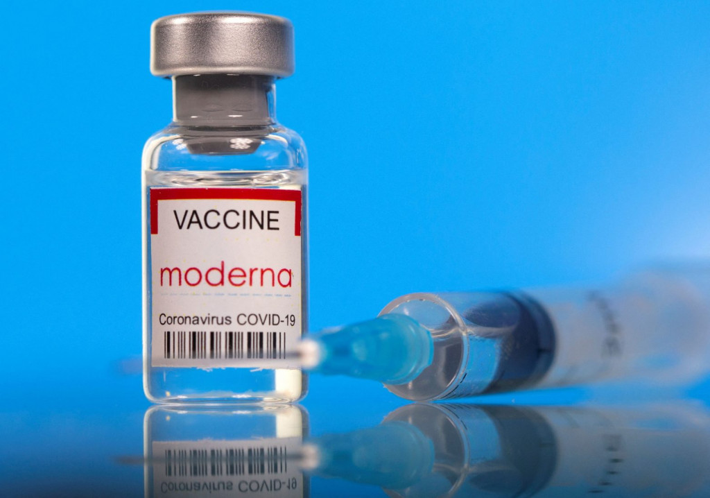 Εμβόλιο: Η Moderna υποστηρίζει ότι ανέπτυξε καλύτερη λύση για την Όμικρον