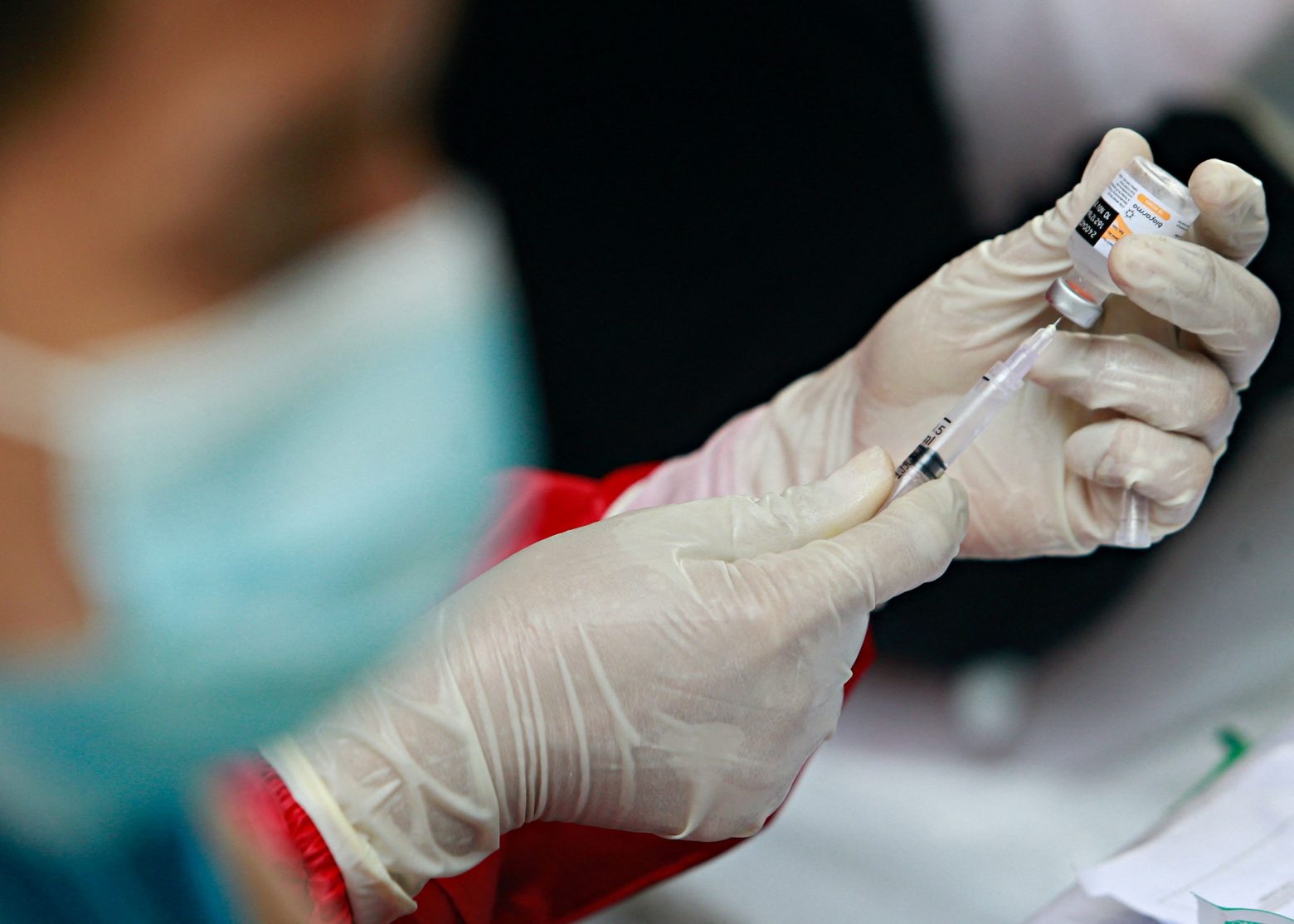Τέλος και τα εμβόλια για τον κοροναϊό - Ποια χώρα σταματά τον εμβολιασμό