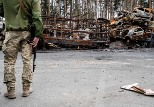 Καναδάς: Στέλνει νέα όπλα στην Ουκρανία, ανακοινώνει νέες κυρώσεις για τη Ρωσία