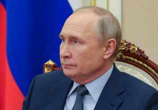 Ουκρανία: Το πορτρέτο που θέλει να εξαφανίσει ο Πούτιν – 1.500 εικόνες του πολέμου σχηματίζουν το πρόσωπό του