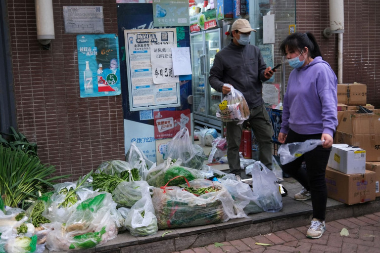 Κίνα: Πανικός στα σούπερ μάρκετ στο Πεκίνο – Φοβούνται σκληρό lockdown αλά Σανγκάη