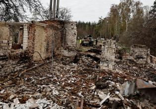 Πόλεμος στην Ουκρανία: Ρωσία και Δύση κλιμακώνουν τη ρητορική τους και η ειρήνη απέχει περισσότερο παρά ποτέ