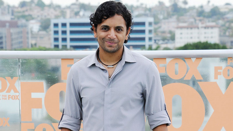 Δίπλα στον Μπρους Γουίλις και ο Νάιτ Σιάμαλαν: «Θα είναι πάντα ο ήρωας στην αφίσα στον τοίχο μου»