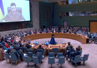 Ζελένσκι: Δριμύ κατηγορώ κατά Ρωσίας – «Δεν υπάρχει έγκλημα που να μην το έχουν διαπράξει»