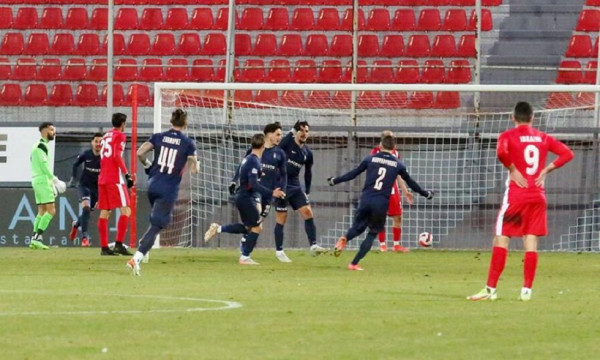 Super League 2: Τα φώτα στραμμένα σε Βέροια και Λάρισα