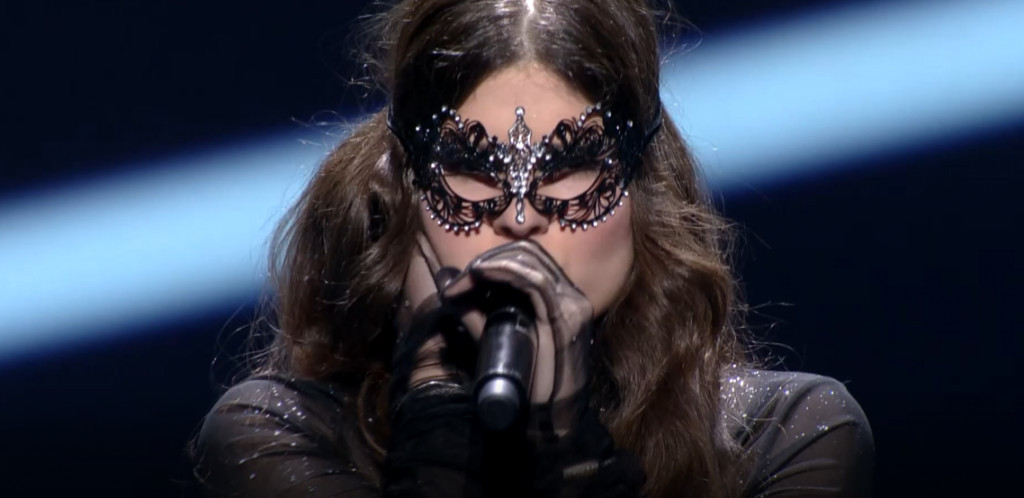 X-Factor: Η μασκοφόρος υποψήφια που έστειλε αδιάβαστο τον Χρήστο Μάστορα