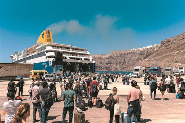 Ακτοπλοϊα: Διπλή απειλή από την πράσινη μετάβαση