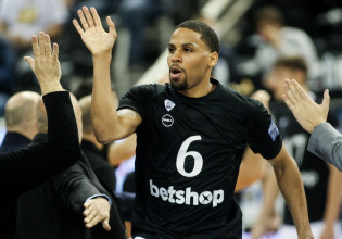 Λοβ: «Ο Ολυμπιακός είναι από τις καλύτερες ομάδες της Ευρώπης»