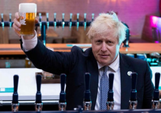 Βρετανία: Την παραίτηση του Μπόρις Τζόνσον ζητά ο αρχηγός των Εργατικών μετά τα πρόστιμα για το «partygate»