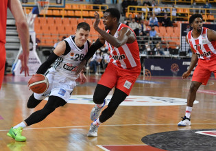 Με Νέντοβιτς ο Παναθηναϊκός, χωρίς Ζαν Σαρλ ο Ολυμπιακός