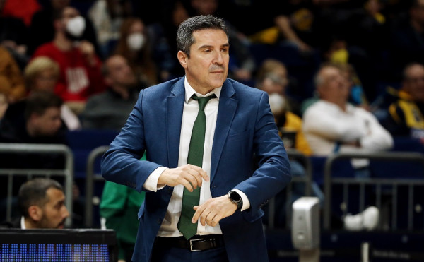 Πρίφτης: «Να παρουσιαστούμε ανταγωνιστικοί κόντρα στη Φενέρ»