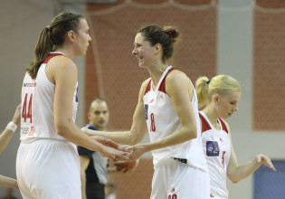 Ολυμπιακός – Παναθηναϊκός 69-55: «Πάτησε» τον Παναθηναϊκό και σηκώνει το Κύπελλο