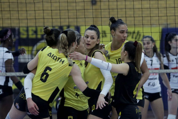 Η ΑΕΚ νίκησε τον ΠΑΟΚ με ανατροπή (3-1)