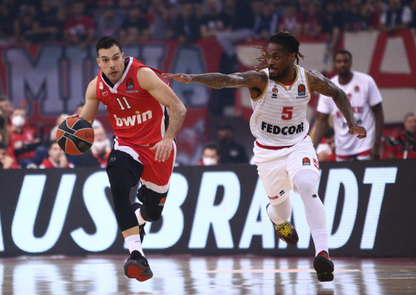 Συντριβή του Ολυμπιακού από τη Μονακό (72-96)