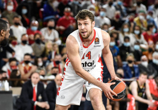 Βεζένκοφ: «Ημασταν ψύχραιμοι και βάλαμε τις βολές»