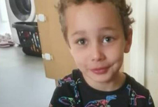 Σοκαριστική υπόθεση: Μητέρα δολοφόνησε τον 5χρονο γιό της – Τα φρικτά βασανιστήρια