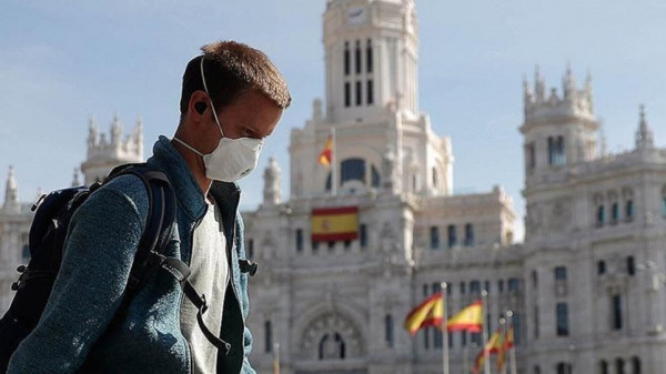 Ισπανία: Μάσκα τέλος και σε εσωτερικούς χώρους από τις 20 Απριλίου