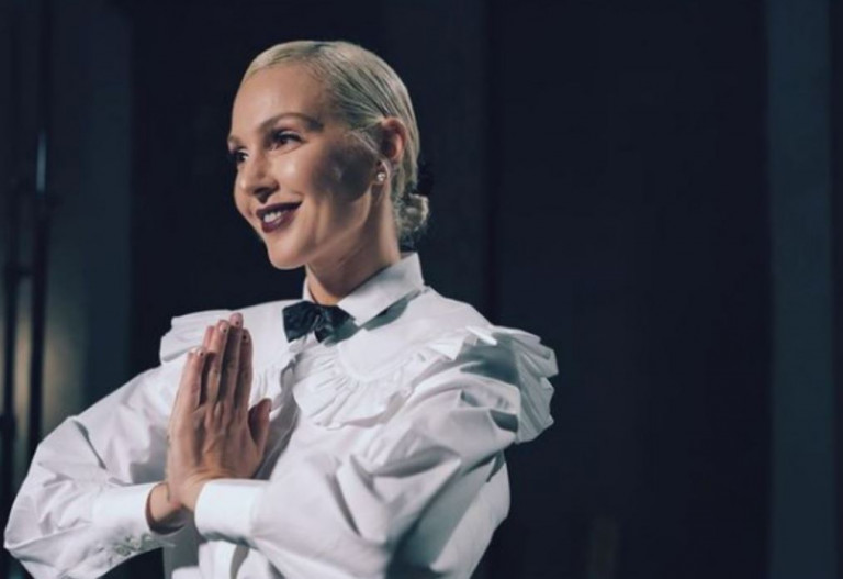 Τάμτα: Αποκαλύπτει το πιο περίεργο πράγμα που έκανε μαζί με τον σύντροφό της στην καραντίνα