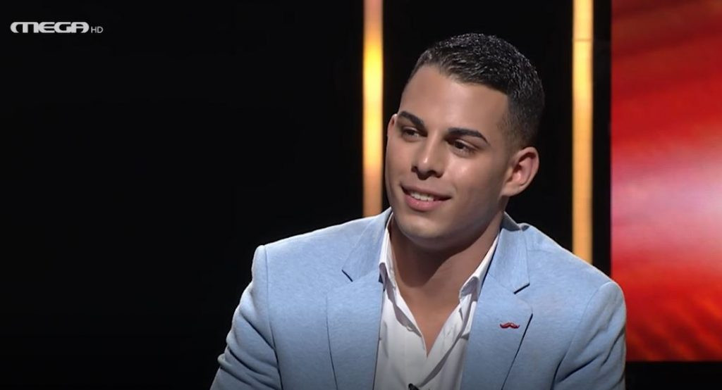 X-Factor: O Θανάσης και o Κωστής πήραν την καρέκλα του Βασίλη!