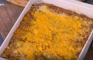 Πατατόπιτα με μείγμα λαχανικών από τον Τίμο Ζαχαράτο