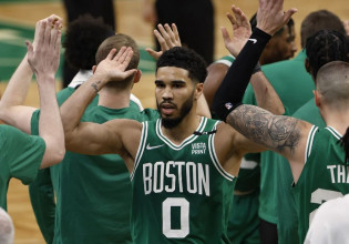 NBA: Οι Σέλτικς έσπασαν την έδρα των Νετς και έκαναν το 3-0