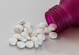 Κοροναϊός: Κοινό αντιασθματικό φάρμακο μπλοκάρει πρωτεΐνη-κλειδί