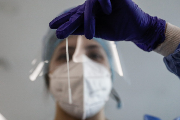 Κοροναϊός: Νέο τεστ δίνει αποτελέσματα σε 30 δευτερόλεπτα με την ακρίβεια της μοριακής εξέτασης