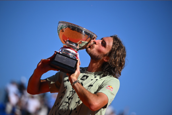 Εξωφρενικό: Πόσα χρήματα έχει βγάλει ο Τσιτσιπάς από το τένις