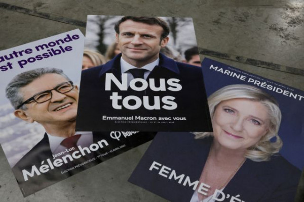 Γαλλία: Το 33% των ψηφοφόρων του Μελανσόν θα ψηφίσει τον Μακρόν, έναντι 23% που θα ψηφίσει την Λεπέν