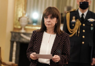 Αικατερίνη Σακελλαροπούλου: Θετική στον κοροναϊό η Πρόεδρος της Δημοκρατίας – Εμφανίζει ήπια συμπτώματα