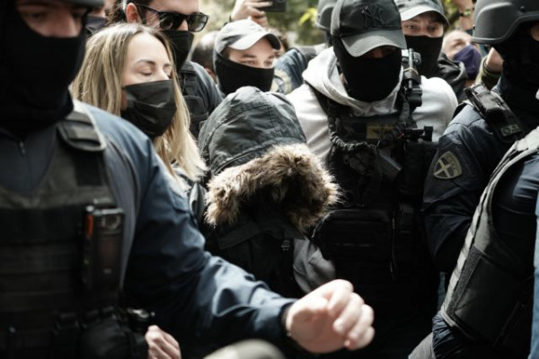 Πάτρα: Τα μηνύματα που στέλνει η Ρούλα Πισπιρίγκου μέσω του δικηγόρου της