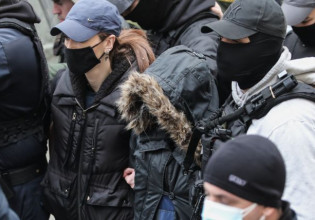 Πάτρα: Η ώρα της απολογίας της Ρούλας Πισπιρίγκου – Η υπερασπιστική γραμμή