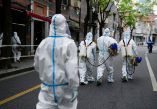 Σανγκάη: Οι τρεις λόγοι που 25 εκατομμύρια παραμένουν «φυλακισμένοι» σπίτια τους