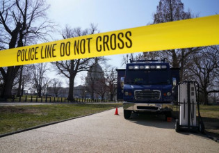 ΗΠΑ: Οι θανάσιμοι τραυματισμοί από όπλα στην πρώτη θέση της λίστας με τις αιτίες θανάτων παιδιών το 2020