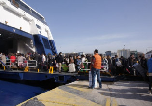 Κοροναϊός: Ανοίγουν σύνορα και μαγαζιά, «κλείνουν» τα εμβολιαστικά κέντρα