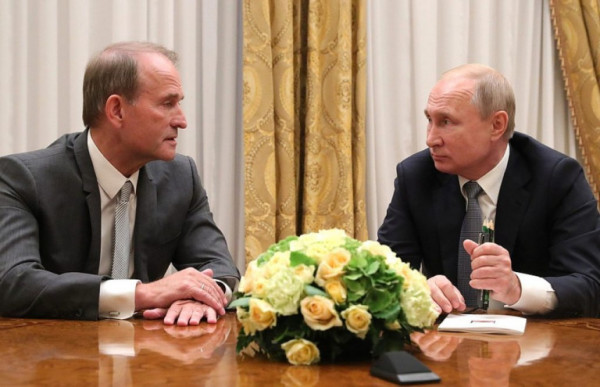 Ουκρανία: «Πούλησε» τον Μεντβέντσουκ ο Πούτιν; – Τι δήλωσε ο Πεσκόφ