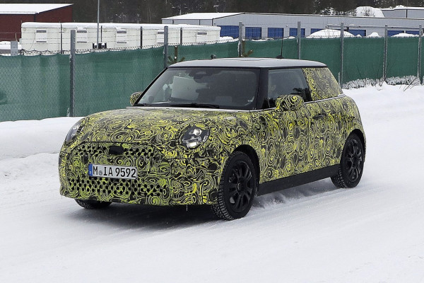 MINI 3-door: Η μία όψη του νομίσματος